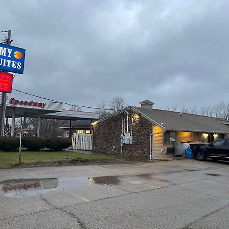 Economy Inn&Suites Ashtabula Exterior foto